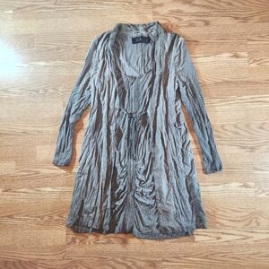 EUC São Paulo Gray Long Sleeve Crinkled Dress, Size M